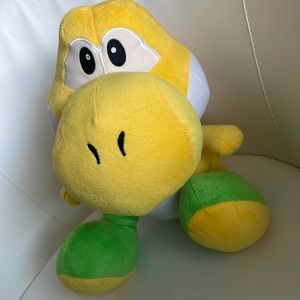 Nintando yellow Yoshi stuff animal toy
